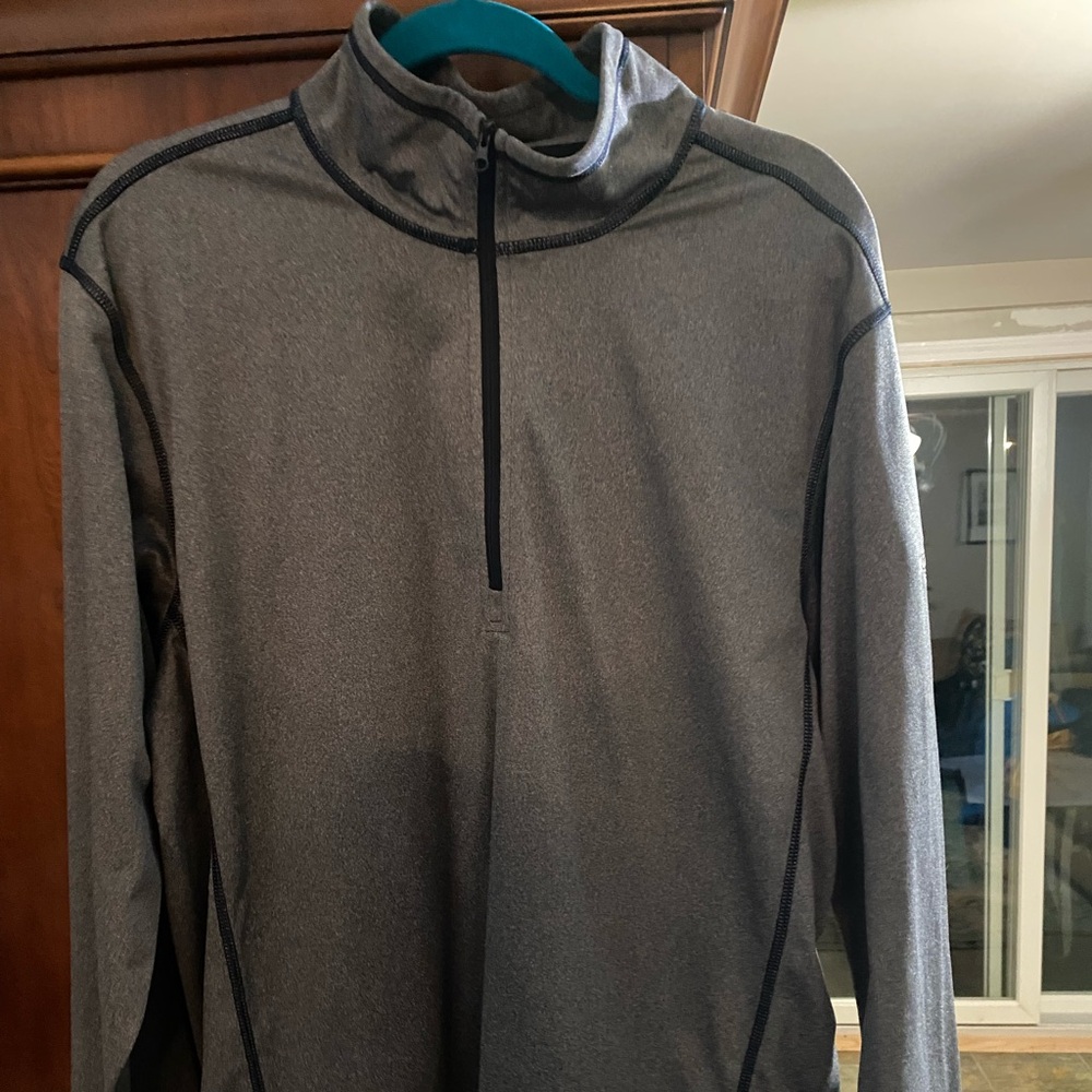 The North face 1/4 zip pullover